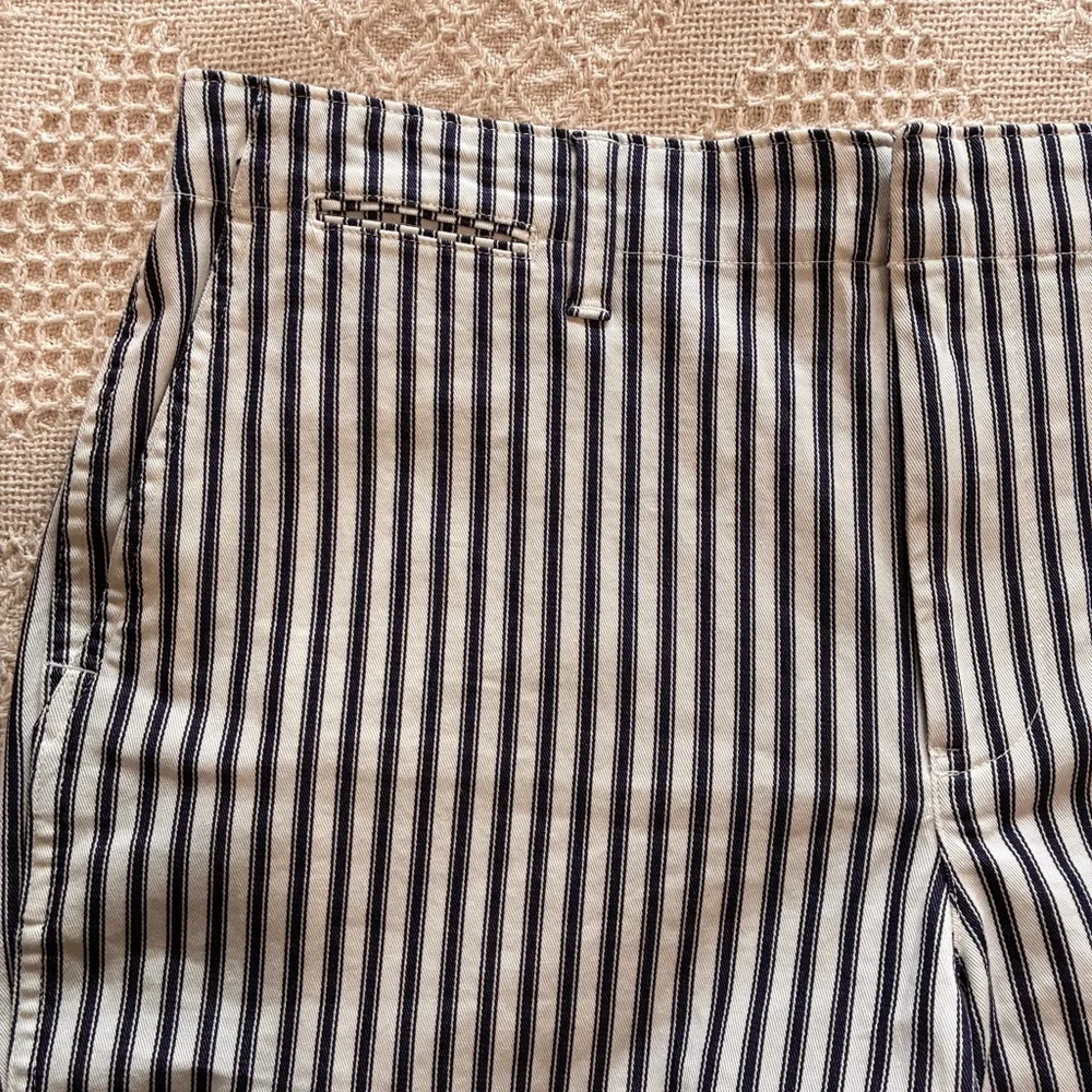 Lands’ End Shorts Blue & White Ticking Striped Bermuda Women’s Sz 14P